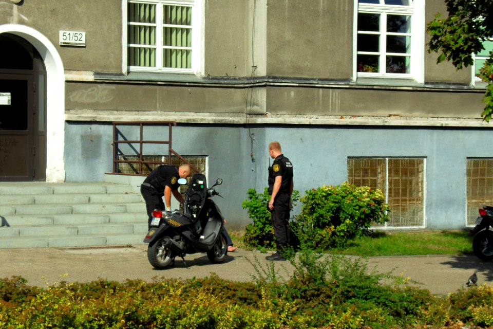 Gdańsk ulica Podwale Staromiejskie (straż miejska)