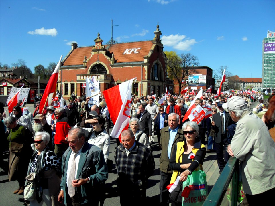 Gdańsk ulica Podwale Grodzkie (demonstracja przeciw homodyktatowi 05.05.2013)