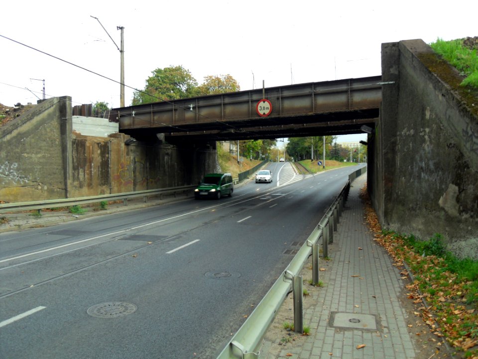 Gdańsk ulica Pomorska – wiadukt kolejowy