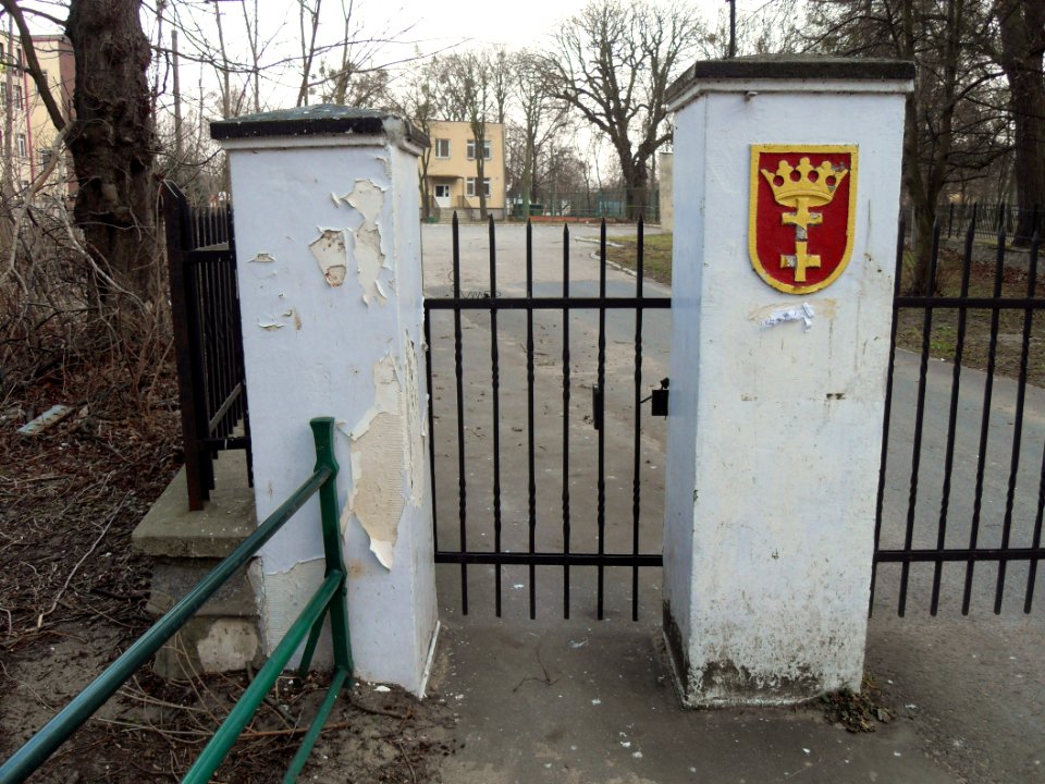 Gdańsk ulica Pomorska 68 – brama