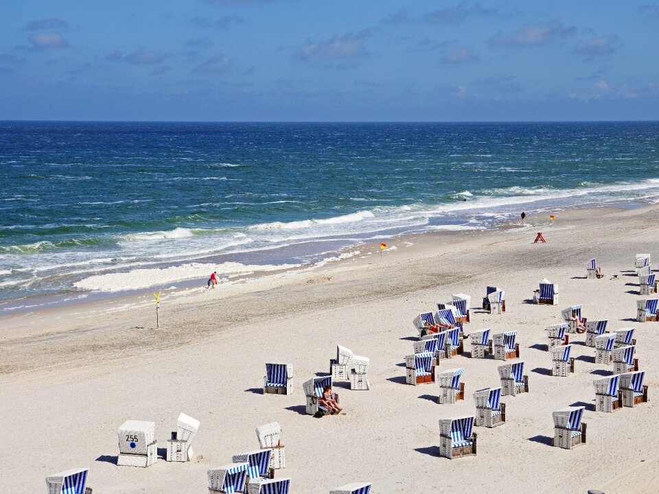 Clubs beach life summer