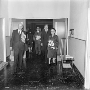 Genodigden tijdens de bijeenkomst, Bestanddeelnr 918-4736