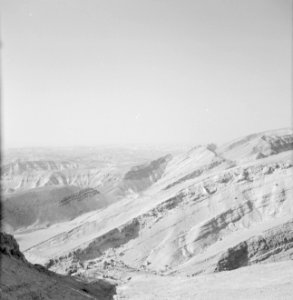 Geologische formaties in de Negevwoestijn, Bestanddeelnr 255-2710
