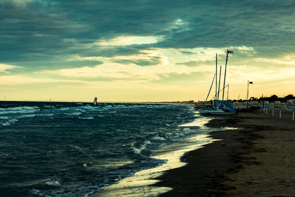 Vacations sunset water