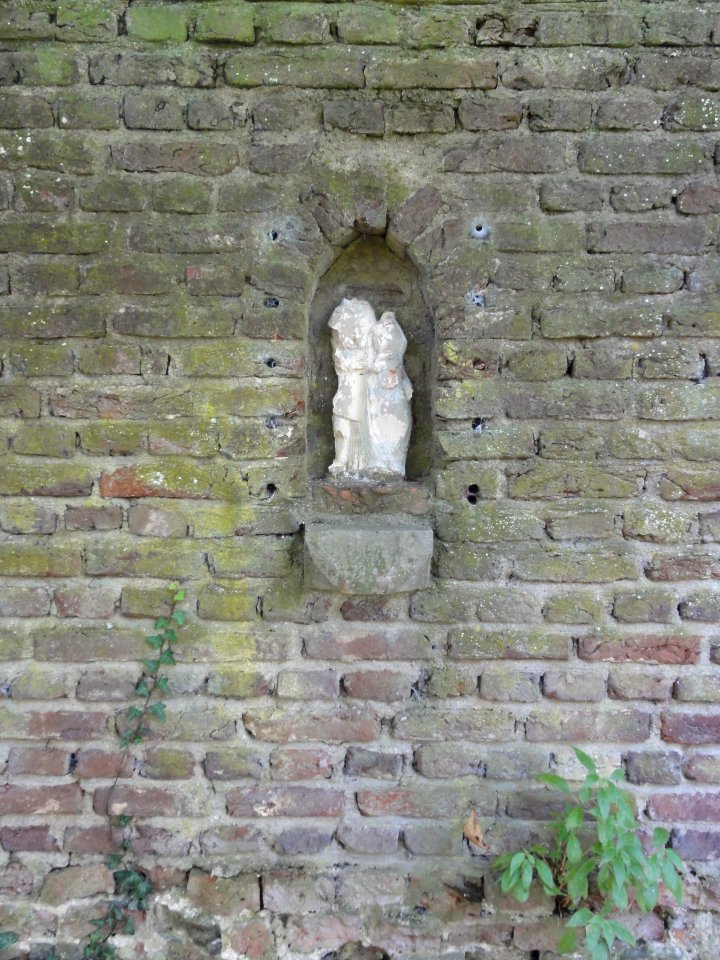 Gennep, beeldnis in stadsmuur