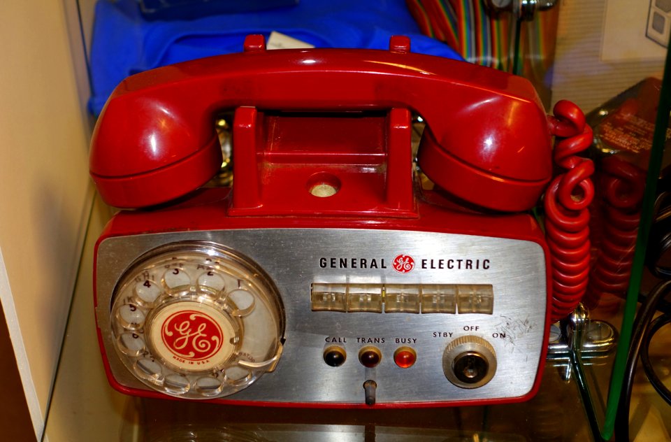 General Electric Dial DTD Series VHF car radiotelephone control head - Telephone Museum - Waltham, Massachusetts - DSC08234