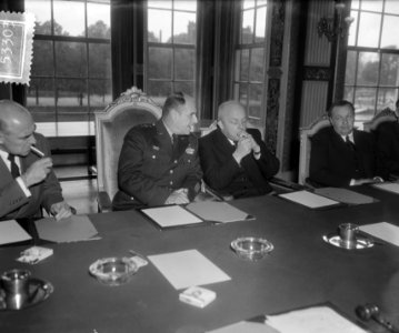 Generaal Ridgway bezoekt Ministerraad, Bestanddeelnr 905-3303
