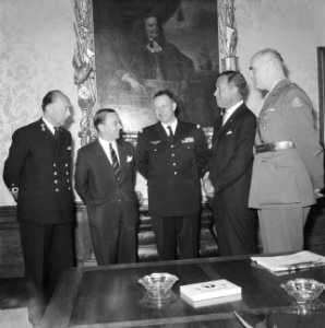 Generaal Challe bij Minister Visser, Bestanddeelnr 911-3708