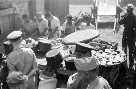 Generaal Doorman op een pasar passer, Bestanddeelnr 61-1-3