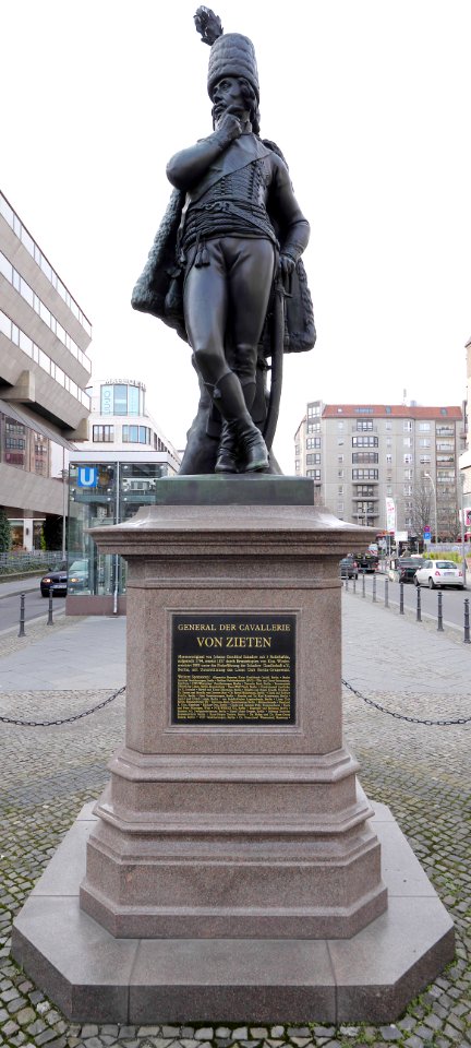 General.von.Zieten.Zietenplatz.Berlin