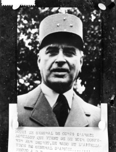 Generaal Lorillot , opvolger van Generaal Ely, Bestanddeelnr 909-5717
