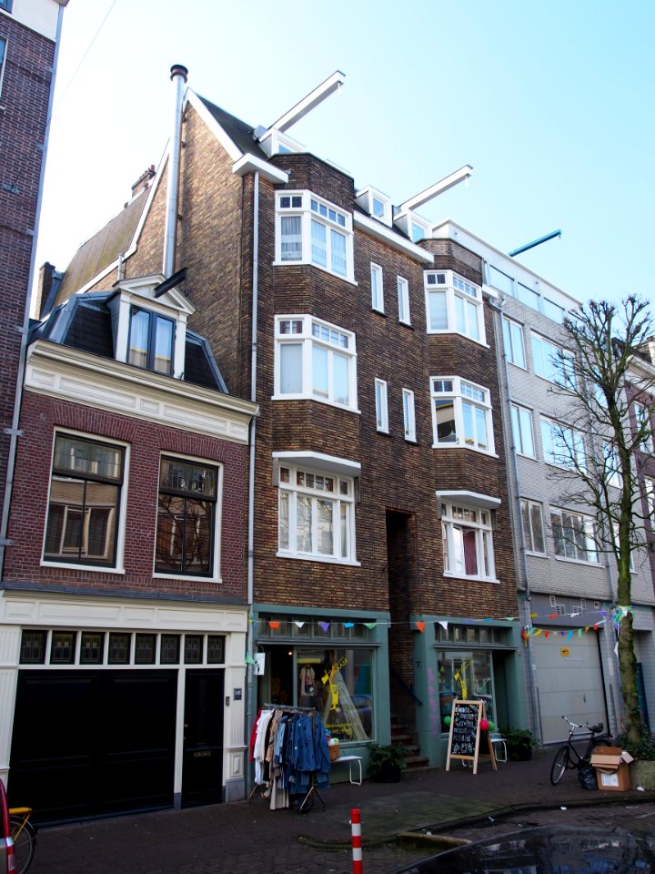 Gerard Doustraat 142-144
