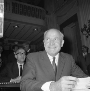 Gerard Nederhorst, fractievoorzitter van de PvdA, Bestanddeelnr 918-4303