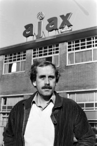 Gerard Holsheimer administrateur van voetbalclub Ajax, Bestanddeelnr 931-3013
