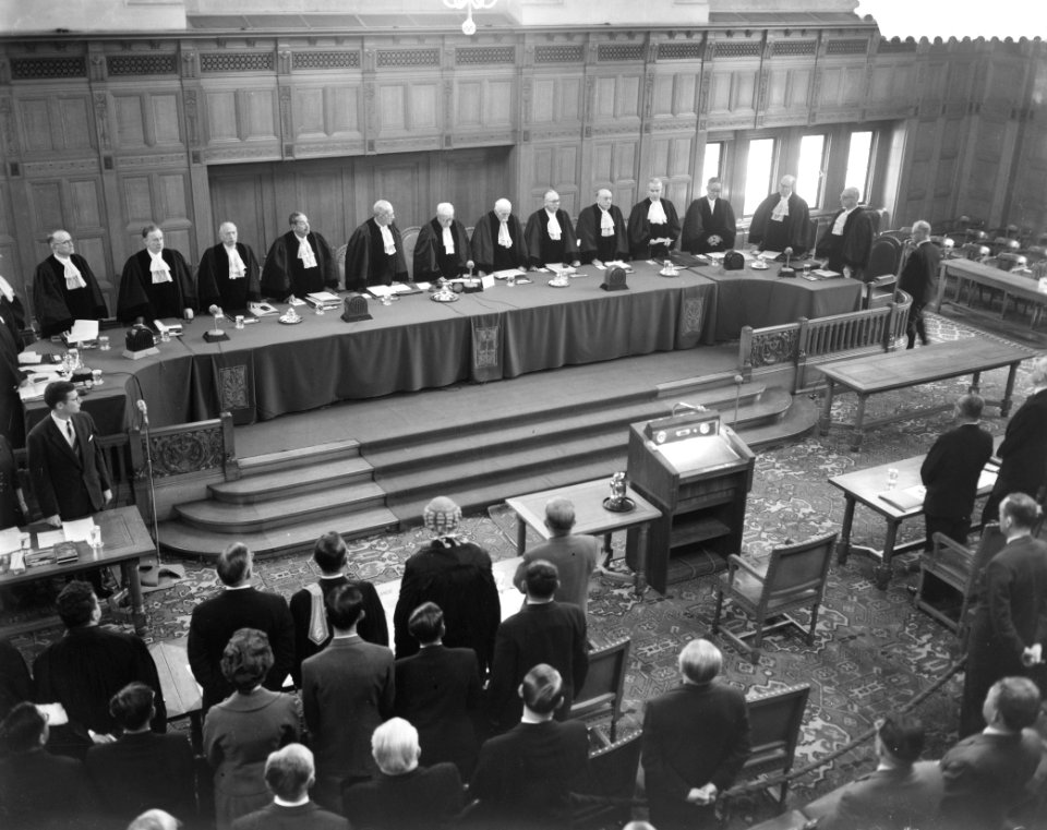 Geschil Cambodja-Thailand voor het Internationale Hof van Justitie De rechters , Bestanddeelnr 912-3278