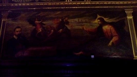 Gesù placa la furia delle onde