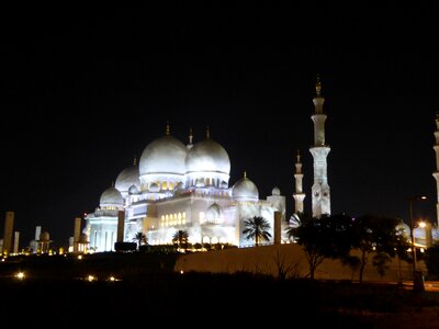 Dhabi zayed black mosque