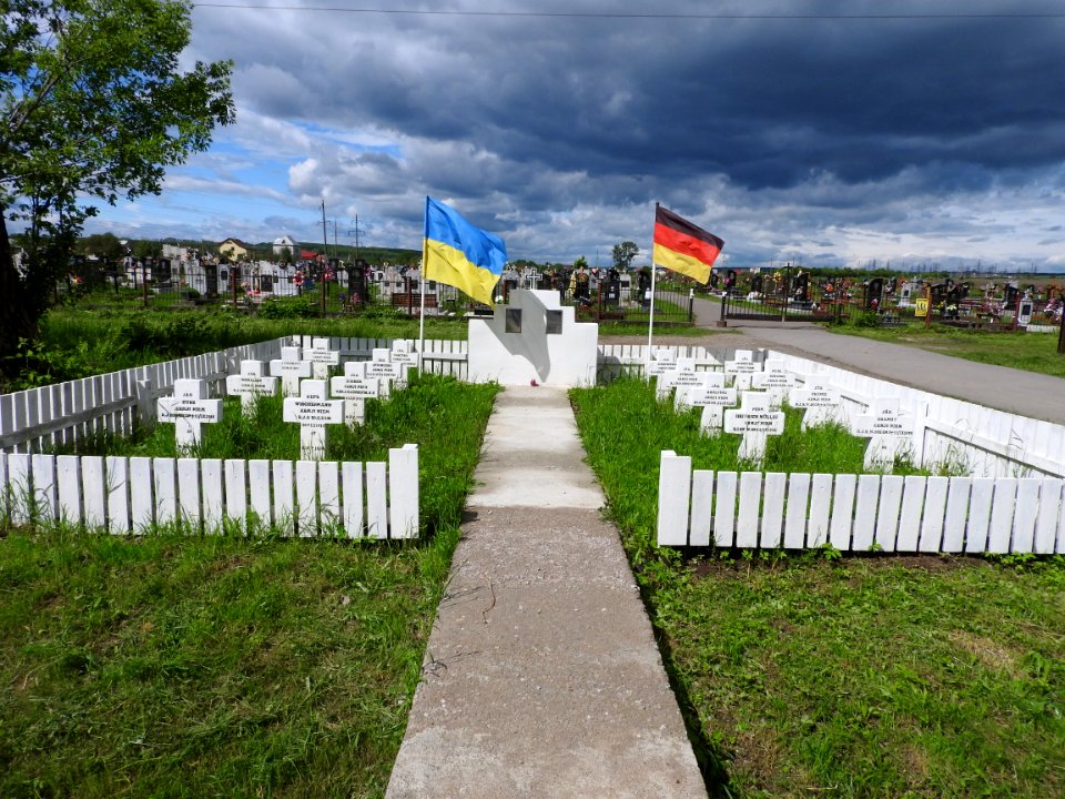 German soldiers memorial Yamnytsia 1