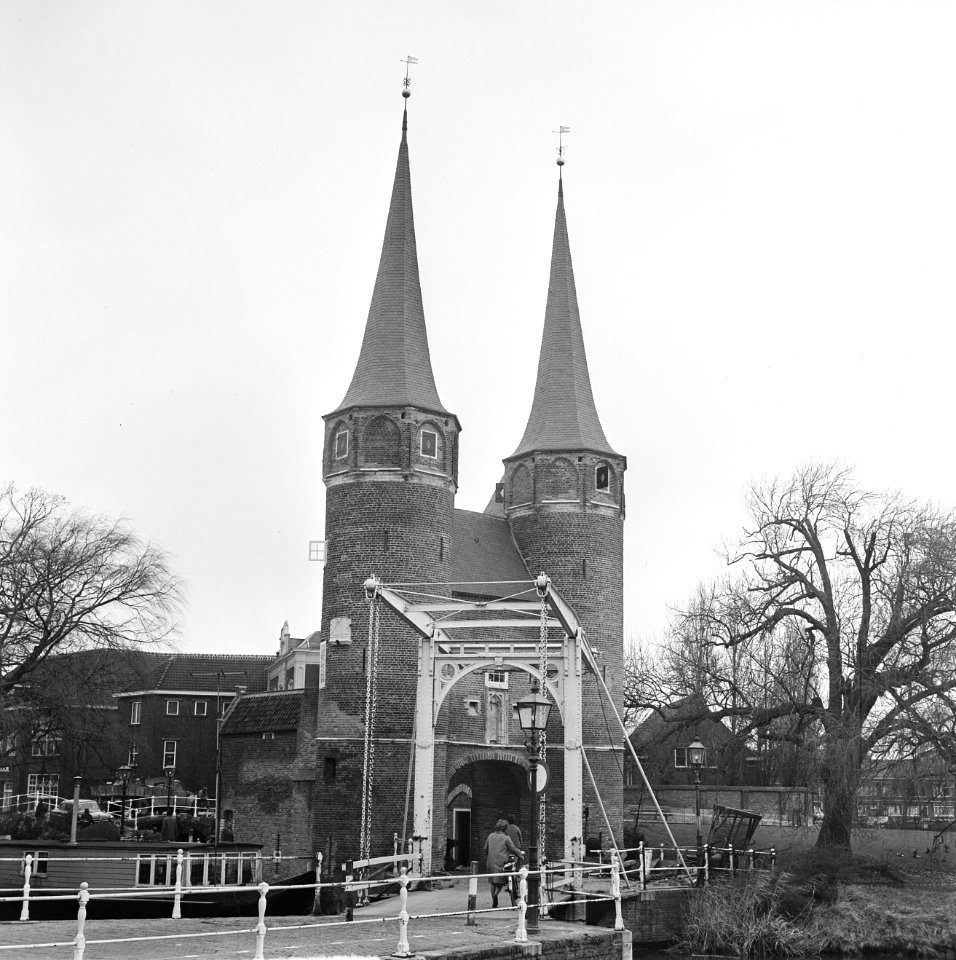 Gerestaureerde Oostpoort te Delft, Bestanddeelnr 917-2197