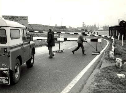 Geschonken in 1986 door United Photos de Boer bv. Identificatienummer 54-015645, NL-HlmNHA 1478 25900 K 38
