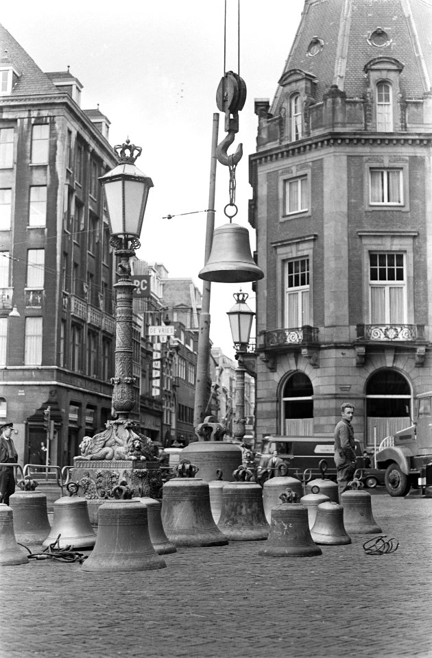 Gerestaureerd carillon bij paleis, Bestanddeelnr 919-0457