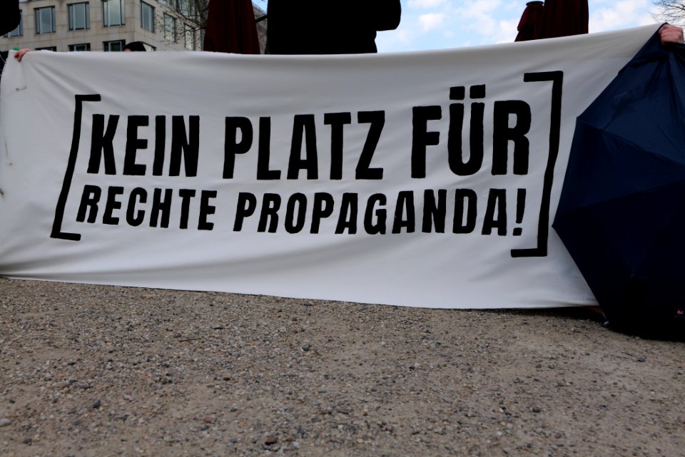 Geradedenken protest Berlin 2021-04-21 01