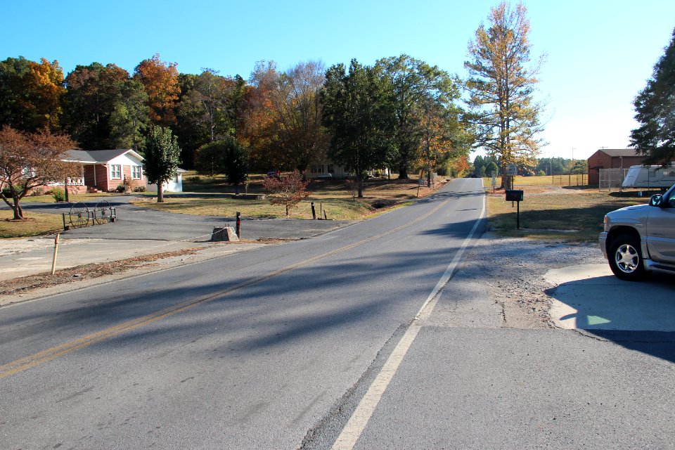 Georgia State Route 201 in Villanow, Oct 2016