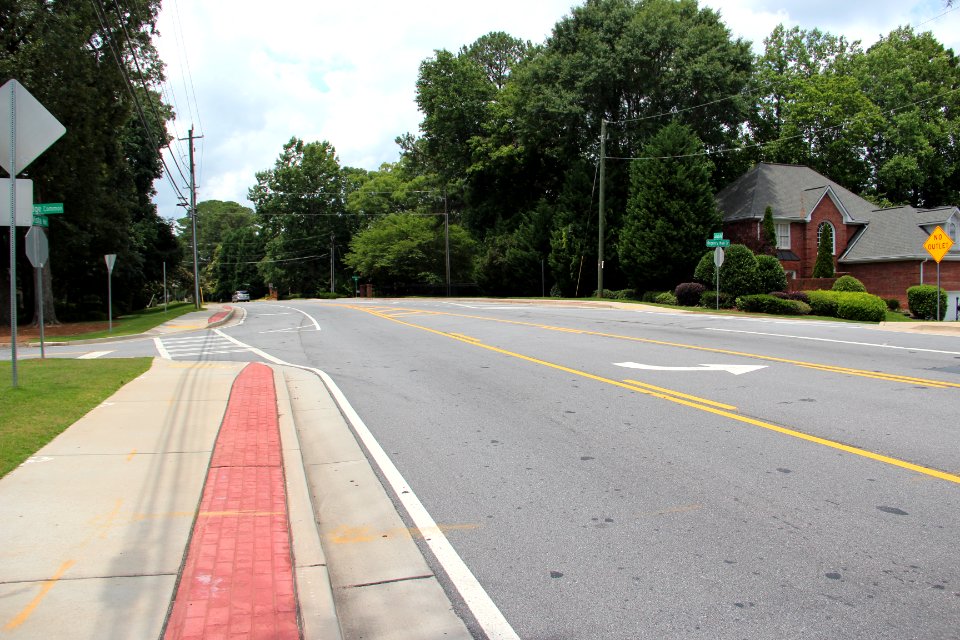 Georgia State Route 236 in Vista Grove, Georgia June 2017 1