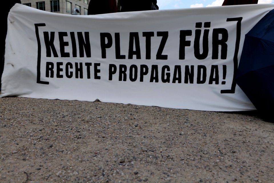 Geradedenken protest Berlin 2021-04-21 02