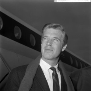 George Peppard (Engelse filmacteur) op Schiphol, George Peppard (kop), Bestanddeelnr 916-0897