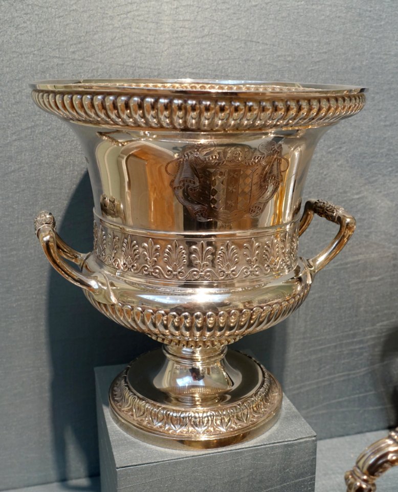 George III wine cooler, Paul Storr, London, 1815-1816, silver - Portland Art Museum - Portland, Oregon - DSC08845