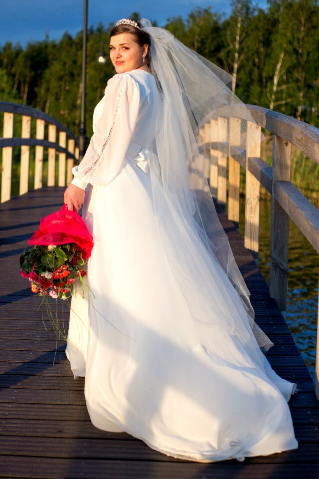 White bride marriage