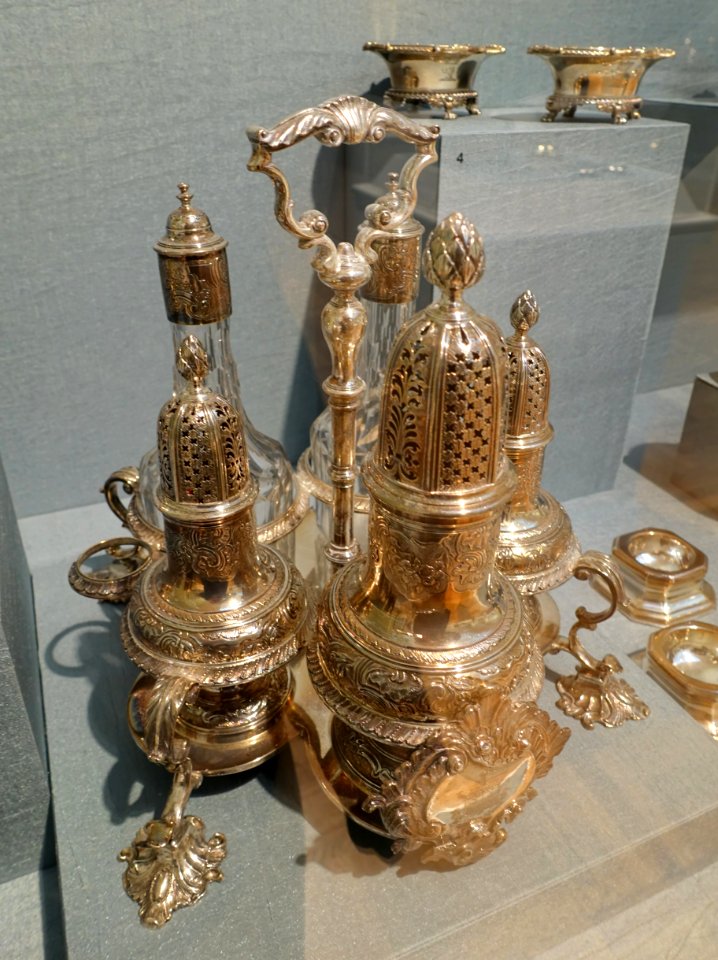 George II Warwick Cruet, Samuel Wood, London, 1741-1742, silver - Portland Art Museum - Portland, Oregon - DSC08773