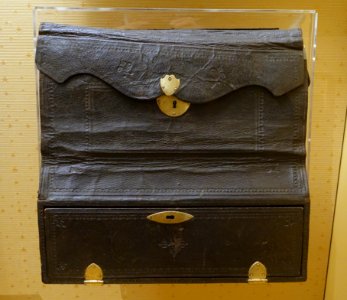 George Washington's writing case, used during the Revolutionary War - National Museum of American History - DSC00165