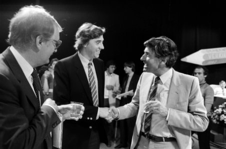 Gemeenteraadsverkiezingen 1982 fractieleiders D66, PvdA VVD, CDA in NOS-studio, Bestanddeelnr 932-1942