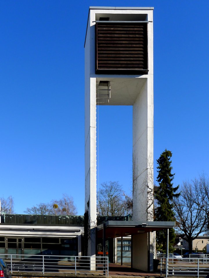 Gemeindezentrum Neu-Buckow Campanile