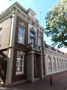 Gemert Rijksmonument 518075 voorm gemeentehuis, Kerkstraat 8