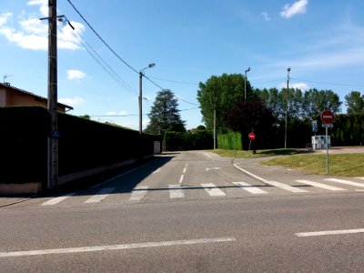 Genay (Métropole de Lyon) - Rue des Mollières, depuis la rue des Écoles