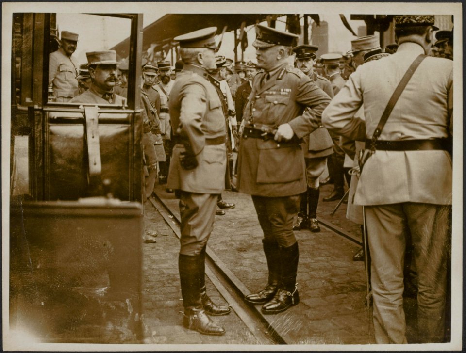 Gen. Pershing about to leave, Bestanddeelnr 158-2844