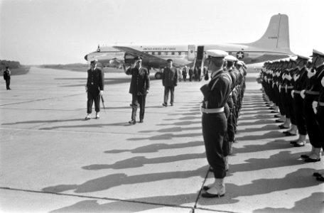 Generaal A. J. Goodpaster , opperbevelhebber van de geallieerde strijdkrachten i, Bestanddeelnr 922-7687