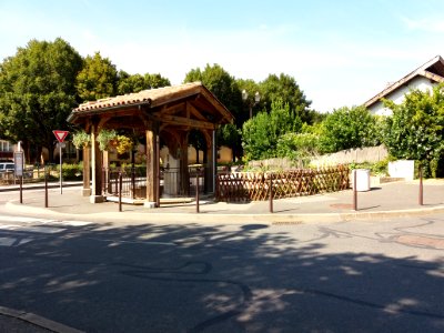 Genay (Métropole de Lyon) - Lavoir (1)