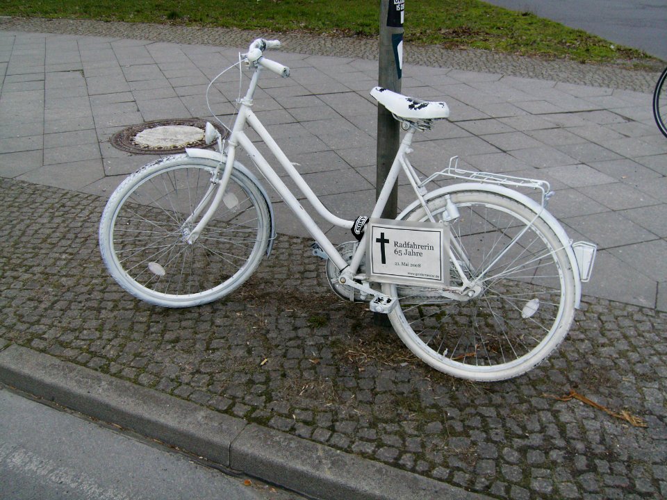 Geisterrad Berlin Bethaniendamm Köpenicker Straße 2v2