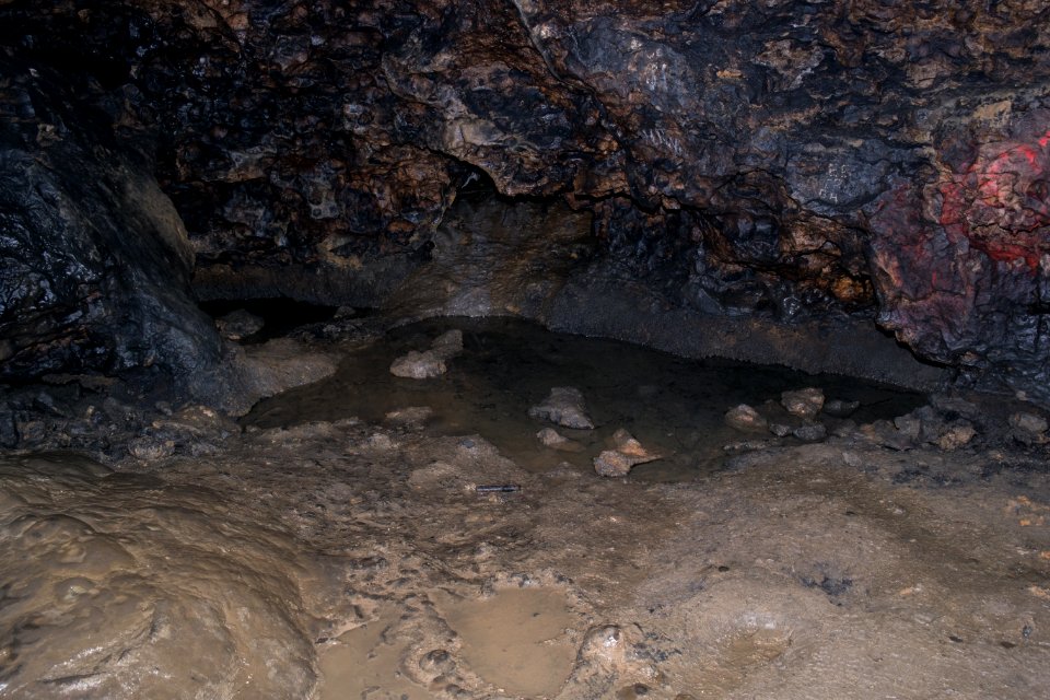 Geisloch bei Münzinghof (D 16) 105