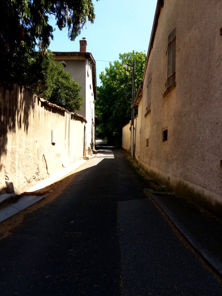 Genay - Rue de la Roue, depuis la rue du Perron