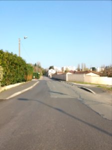 Genay - Rue de la Gare, depuis la route de Reyrieux
