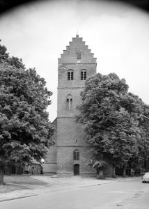 Geesteren (gem Borculo) Toren van de Nederlands hervormde kerk met zadeldak gez, Bestanddeelnr 162-1240