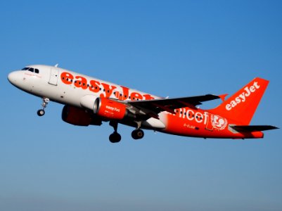 G-EJAR easyJet Airbus A319-111 takeoff from Schiphol (AMS - EHAM), The Netherlands, 11june2014, pic-3