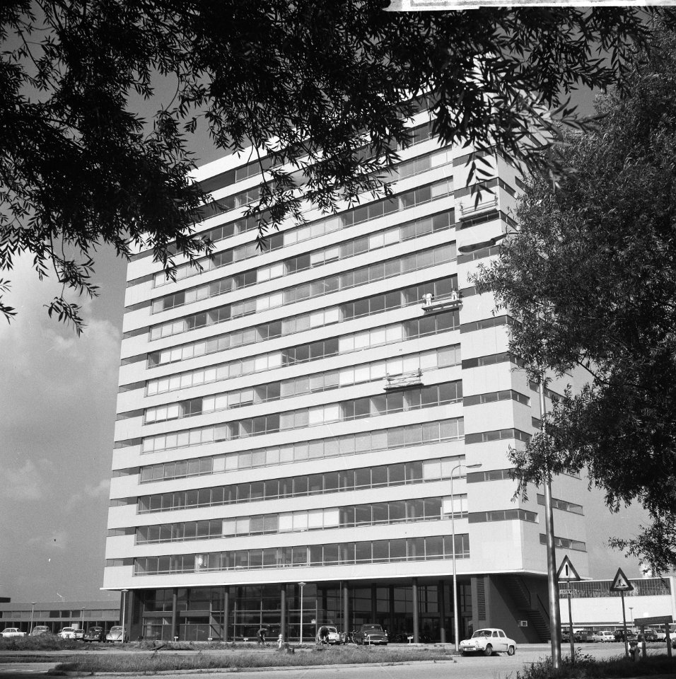 Gebouw voor vliegtuigbouwkunde in Delft (exterieur), Bestanddeelnr 918-1548