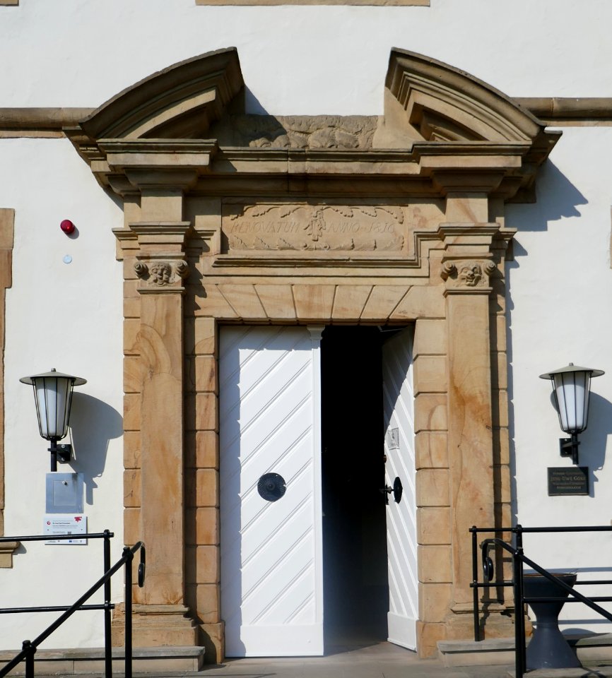 Gehrden - Kloster - Portal