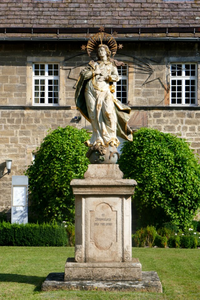 Gehrden - Kloster - Marienstatue